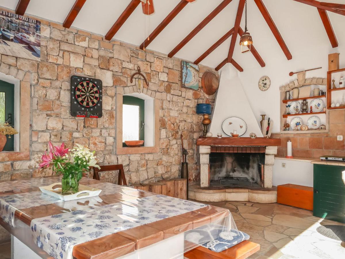 Apartment Ana - Brc100 By Interhome Supetar Dış mekan fotoğraf