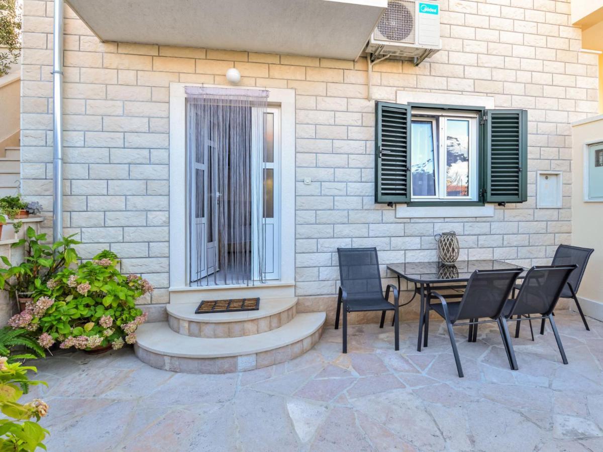 Apartment Ana - Brc100 By Interhome Supetar Dış mekan fotoğraf