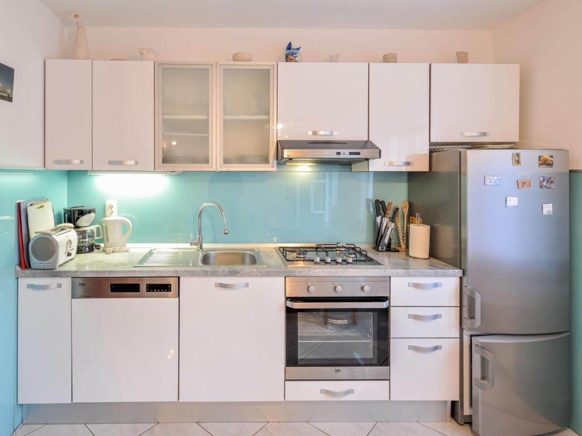 Apartment Ana - Brc100 By Interhome Supetar Dış mekan fotoğraf