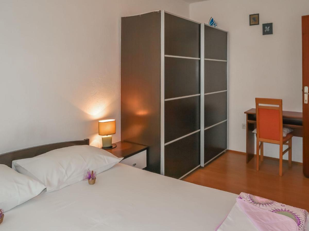Apartment Ana - Brc100 By Interhome Supetar Dış mekan fotoğraf